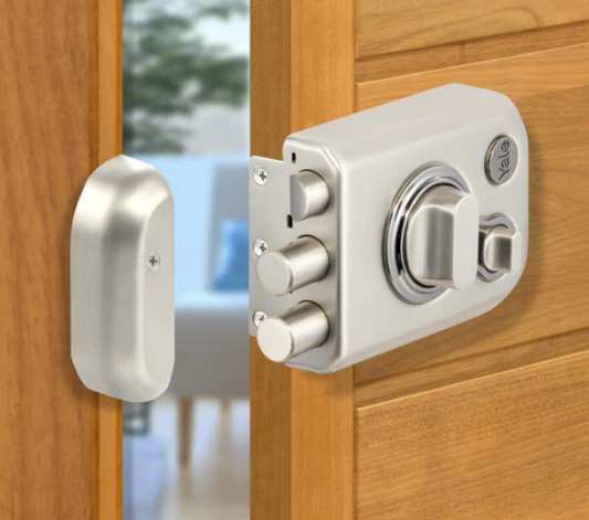 Yale Kratos™ KRT-LB-TT-SSM/BN Rim lock – Tribolt, 2 Deadbolts & 1 Latch Bolt, Thumbturn, 4 Dimple Keys (Satin Steel Matt and Black Nickel)